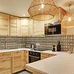 2 Appartements En 1 - Superbe Logement Pres Du Louvre L 12P